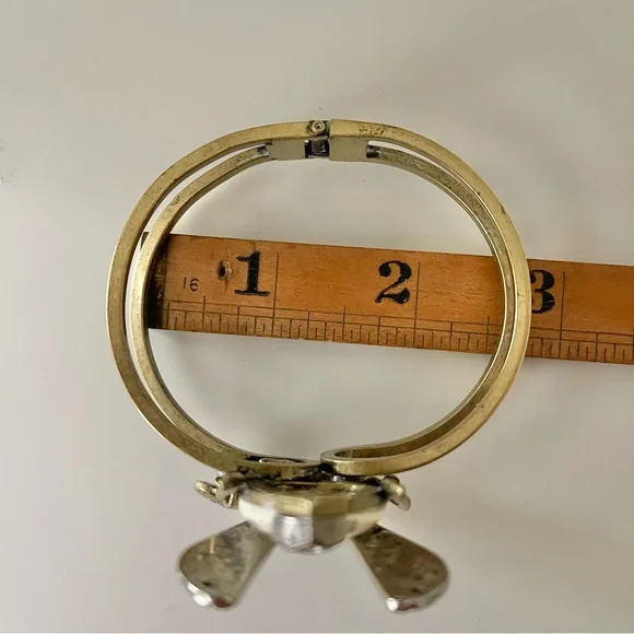 Betsey Johnson Vintage Critters Art Deco Rosebud Bug Fly Hinged Bangle Bracelet - Picture 11 of 12